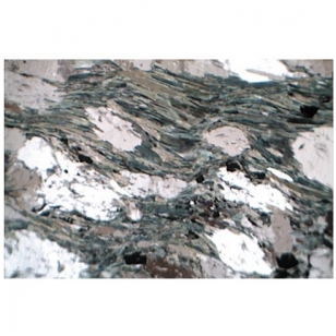 Vulkaninės kilmės akmenų ir mineralų objektiniai stikleliai mikroskopui (31 vnt.)